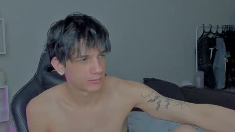 davis online show from 12.12.24