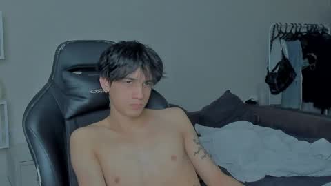 davis online show from 12.28.24