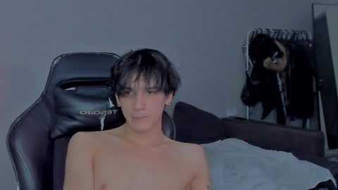 davis online show from 01.15.25