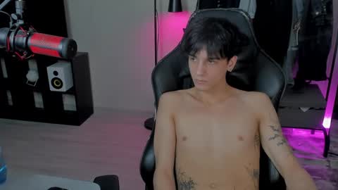 davis online show from 01.31.25