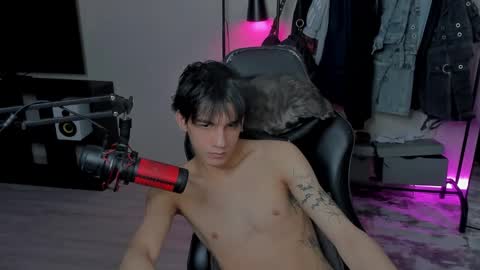 davis online show from 02.14.25