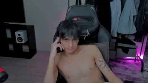 davis online show from 02.18.25