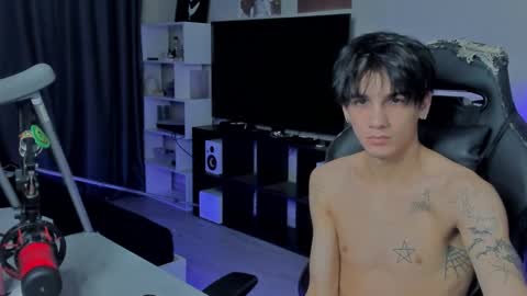 davis online show from 09.19.25