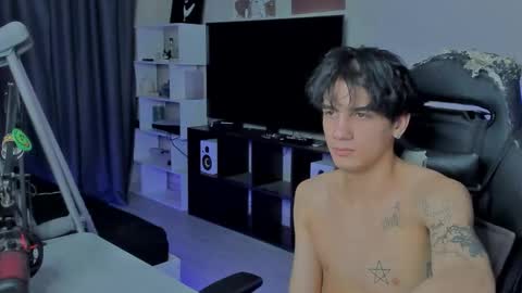 davis online show from 09.21.25