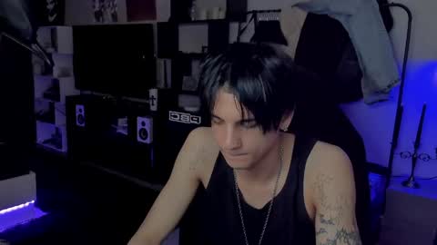 Snapshot of davisross chatting on 06.03.26 davis online show from 06.03.26