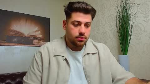 Snapshot of daxgreer chatting on 04.05.26 DaxGreer online show from 04.05.26