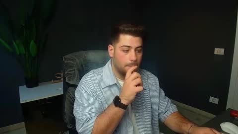 Snapshot of daxgreer chatting on 04.07.26 DaxGreer online show from 04.07.26