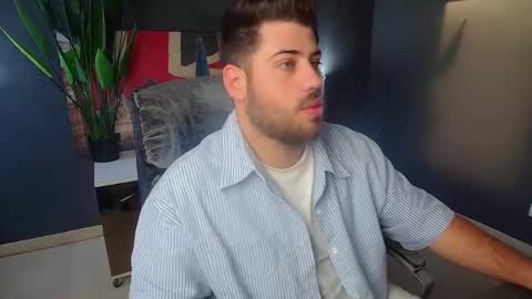 Snapshot of daxgreer chatting on 04.27.26 DaxGreer online show from 04.27.26