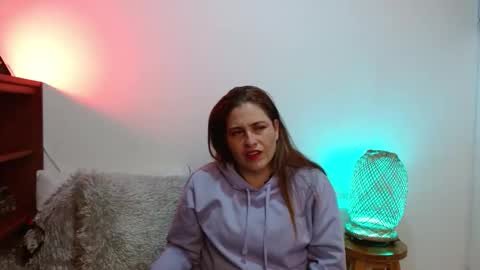 Snapshot of dayan_hanks chatting on 02.05.26 dayan online show from 02.05.26