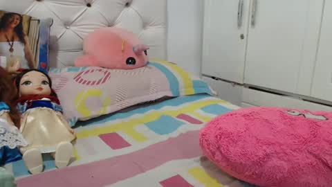 Snapshot of dayanats15 chatting on 12.11.24 instagram  catherin dayana reina online show from 12.11.24