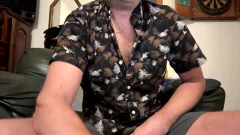 Snapshot of dayblue chatting on 10.20.25 dayblue online show from 10.20.25