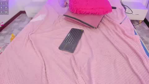 DAYRA ANGELS online show from 02.07.25