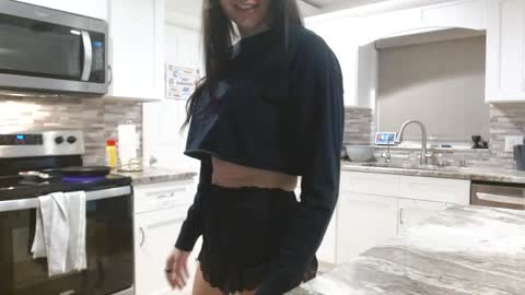 Dazey online show from 12.14.24