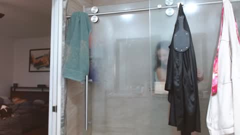 Dazey online show from 12.22.24