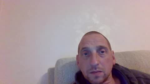 Snapshot of dazza2574 chatting on 11.19.25 dazza2574 online show from 11.19.25