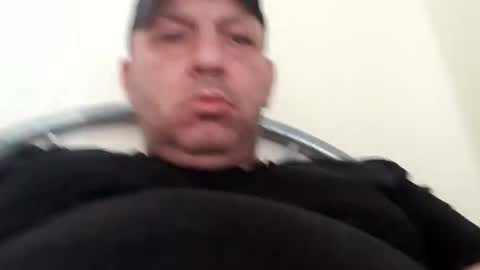 Snapshot of dazzaboxer chatting on 09.13.25 dazzaboxer online show from 09.13.25