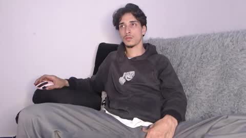 Snapshot of dazzayyy chatting on 10.09.25 dazzayy online show from 10.09.25