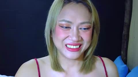 Snapshot of dazzlinglady44 chatting on 04.27.26 stephaniechim online show from 04.27.26