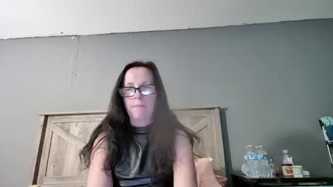 Dazzling Peach Goddess online show from 03.06.25