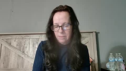 Dazzling Peach Goddess online show from 03.08.25