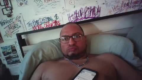 Snapshot of dbeamon92 chatting on 04.01.26 dbeamon92 online show from 04.01.26
