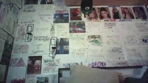 Snapshot of dbeamon92 chatting on 05.05.26 dbeamon92 online show from 05.05.26