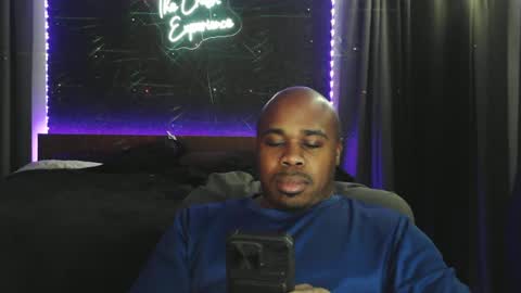 Snapshot of dcrush76 chatting on 02.14.25 DCrush online show from 02.14.25