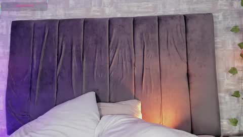 dea_athenea online show from 11.25.25