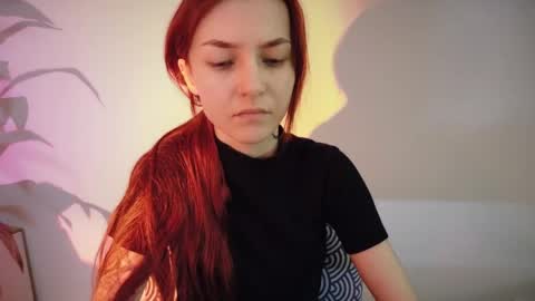 Snapshot of dead_girll chatting on 04.28.26 freak online show from 04.28.26