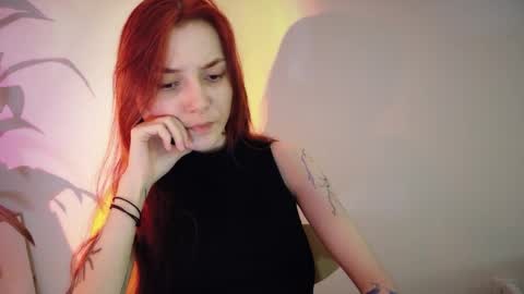 Snapshot of dead_girll chatting on 04.30.26 freak online show from 04.30.26