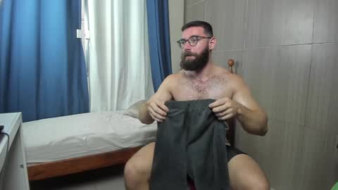 Snapshot of deanlek chatting on 01.31.25 Dean online show from 01.31.25