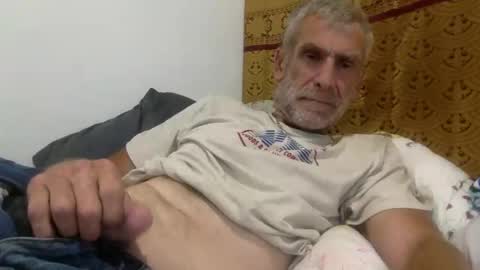 deanofflove221000 online show from 02.12.26