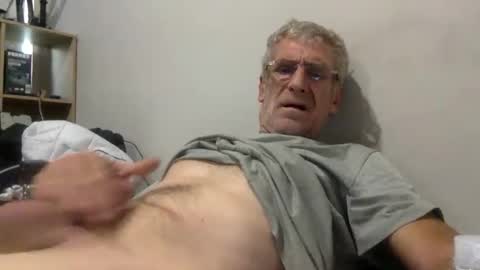 deanofflove221000 online show from 03.22.26