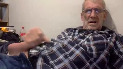 deanofflove221000 online show from 04.02.26