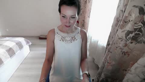 Mia online show from 01.25.25