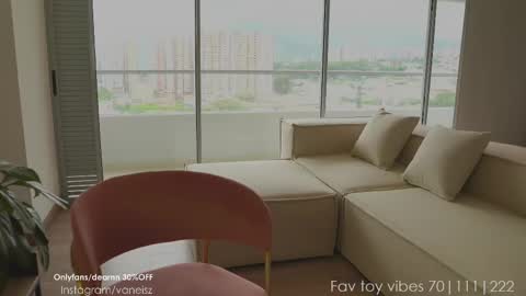 NINA   30OFF online show from 02.11.25