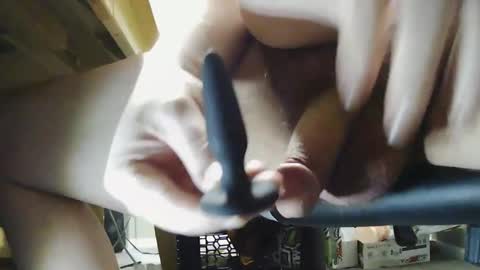 DK814 online show from 01.05.25