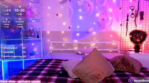 Snapshot of debbie_hanter chatting on 12.28.24 debbie_hanter online show from 12.28.24