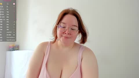 Snapshot of debbiewood chatting on 07.31.26 DeboraDebbieDee online show from 07.31.26