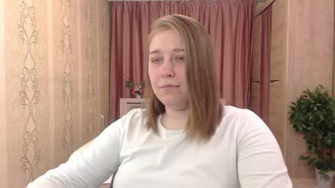 Snapshot of debramust chatting on 12.12.24 debramust online show from 12.12.24