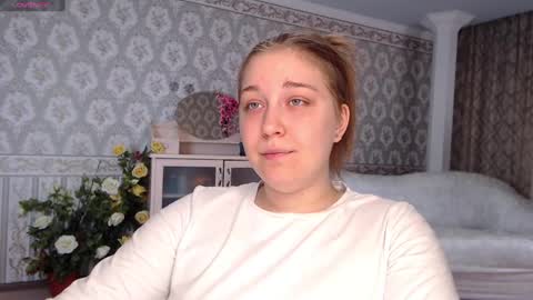 Snapshot of debramust chatting on 01.09.25 debramust online show from 01.09.25