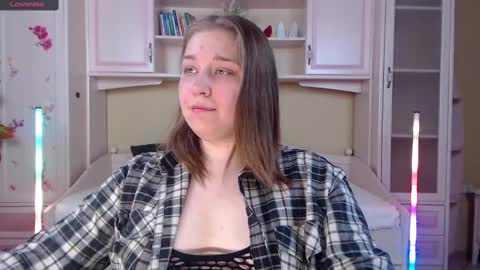 Snapshot of debramust chatting on 01.14.25 debramust online show from 01.14.25