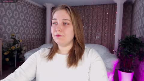 Snapshot of debramust chatting on 03.11.25 debramust online show from 03.11.25