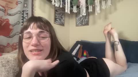 decemberholiday online show from 02.22.26