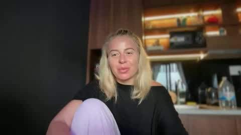 deean12 online show from 02.18.26