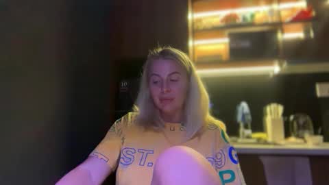 deean12 online show from 02.20.26