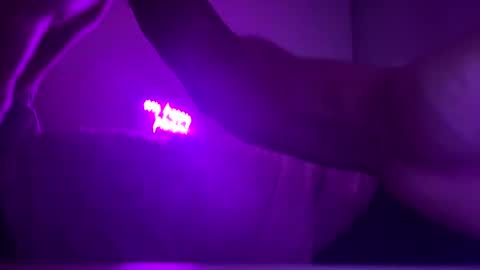 deepassionfruit online show from 10.22.25