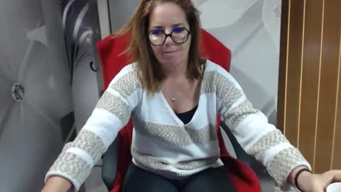 hi guys i m a cute milf i m here for good time and nice people pls be respectfool and enjoy me online show from 02.02.26