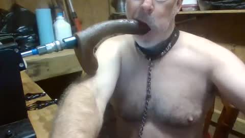 Snapshot of deepthroat227 chatting on 10.16.25 Deepthroat My Big Dildos online show from 10.16.25