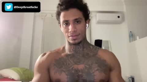 Snapshot of deepthroatfucker_ccs chatting on 01.12.25 deepthroatfucker_ccs online show from 01.12.25